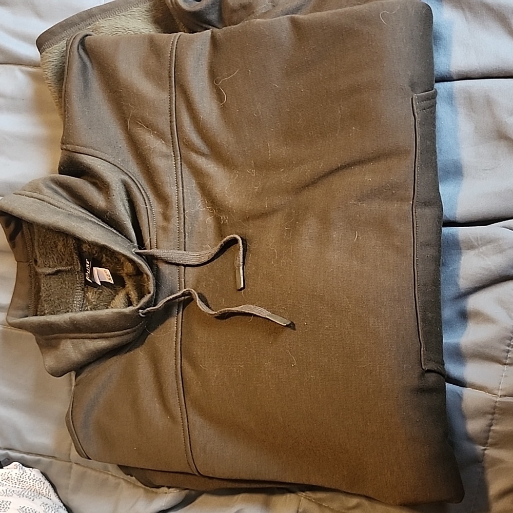 Felina Cape